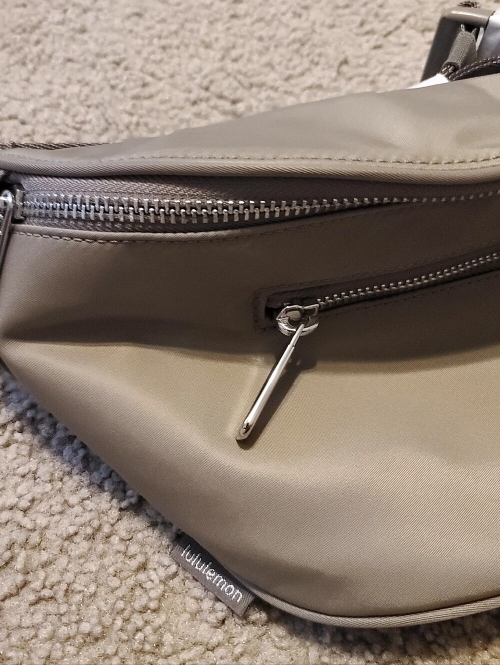 Lululemon City Essentials Beige/Tan Belt Bag - Picture 3 of 9
